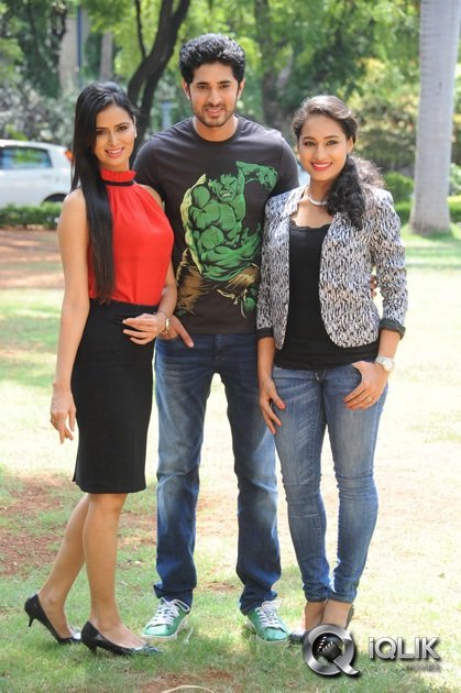 Adavi-Kaachina-Vennela-Movie-Audio-Launch